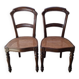 Paire de chaises en bois et cannage