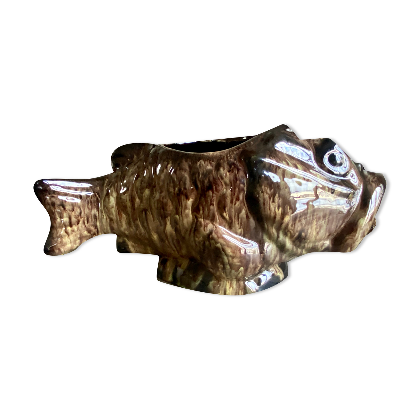 Soup bowl of a marius giuge fish set