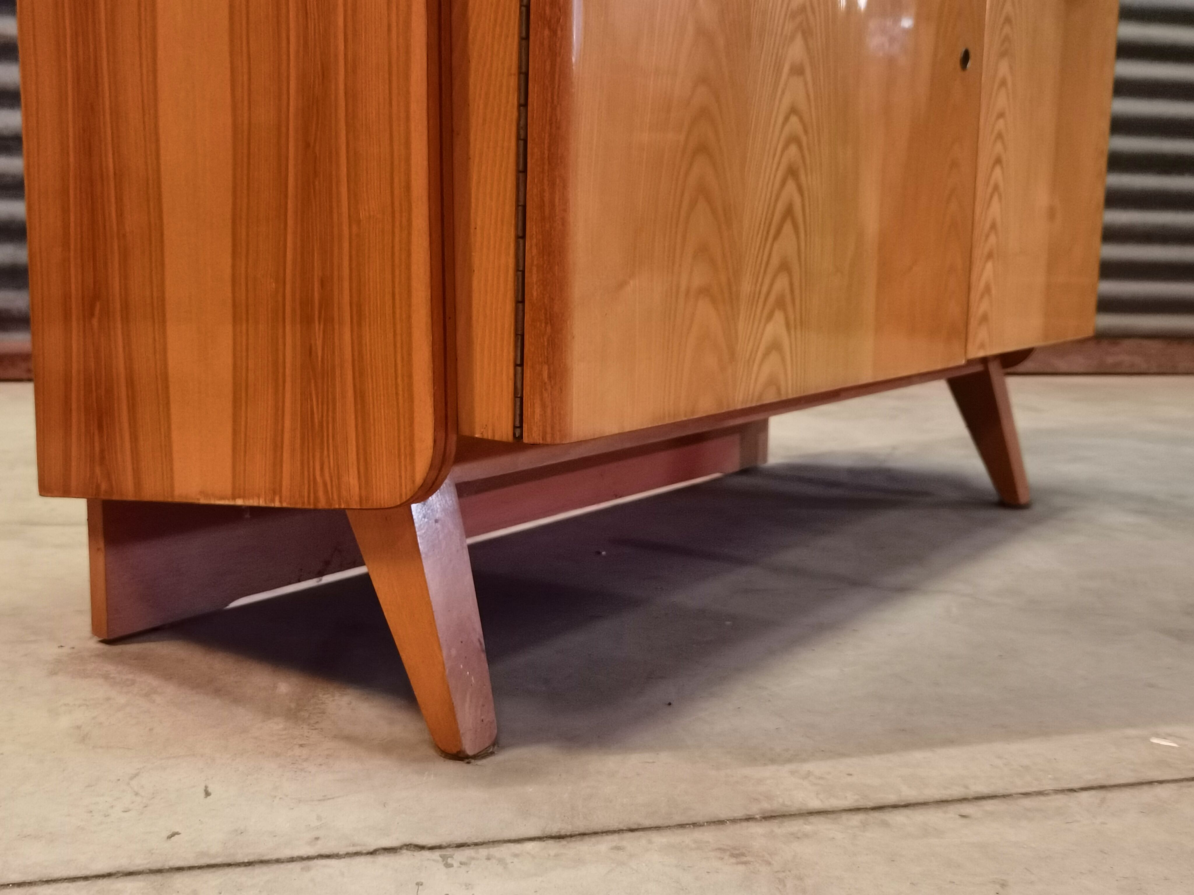 Buffet František Jirák to Tatra Nabytok