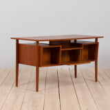 Danish mid century modern teak desk in teak with 4 drawers, 1960s