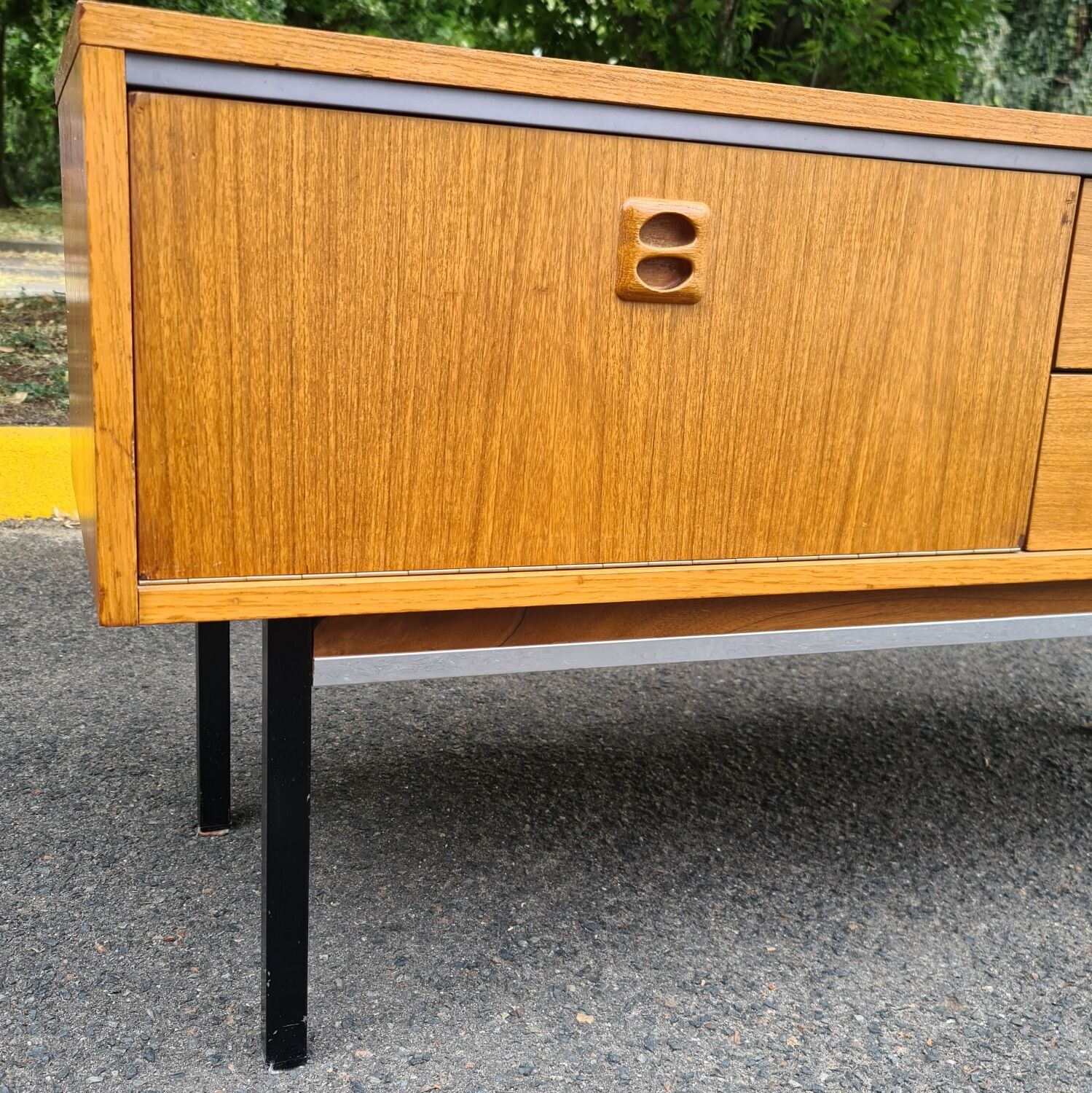 Vintage scandinavian tv sideboard