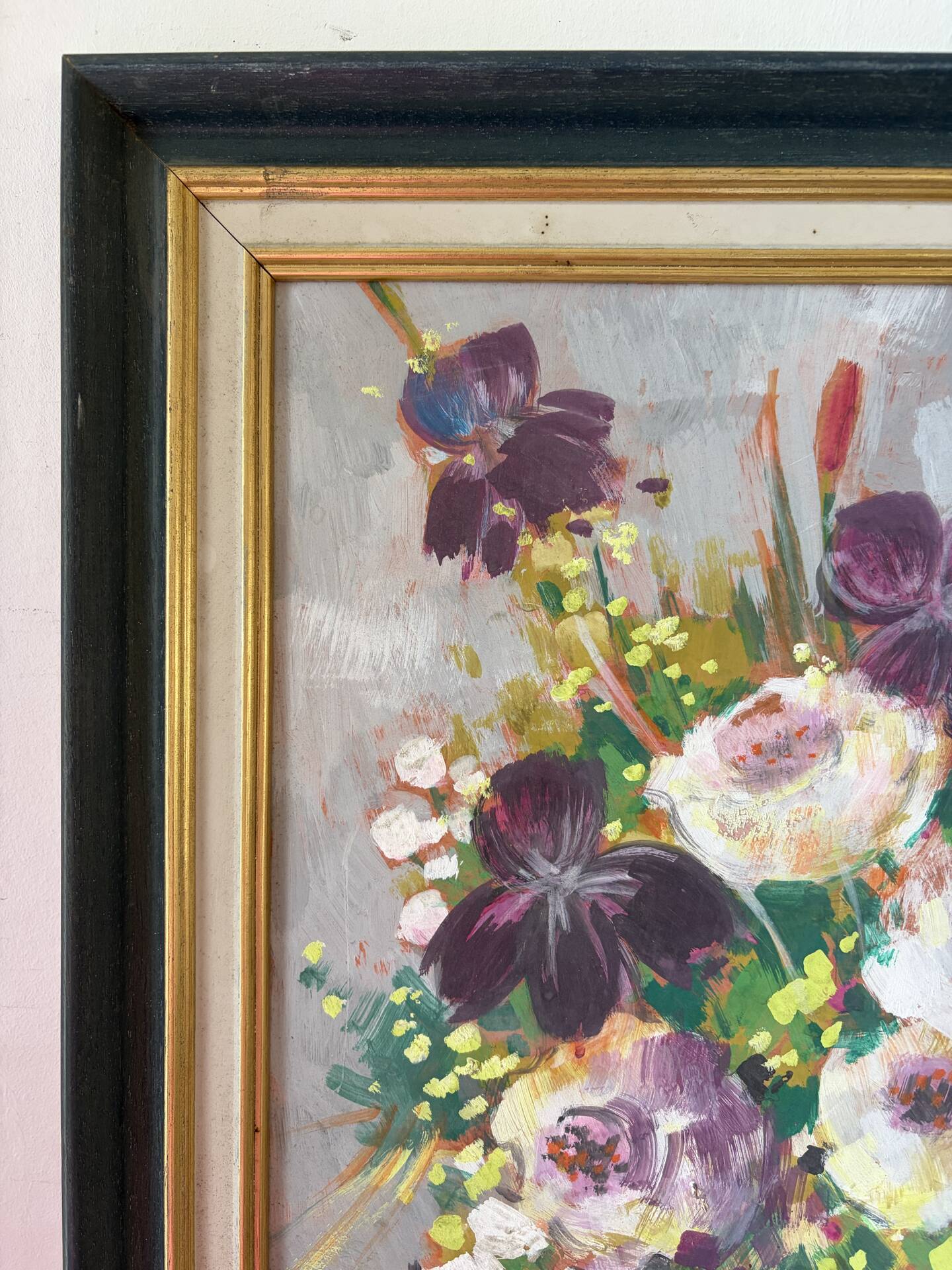Mauve bouquet, oil on panel
