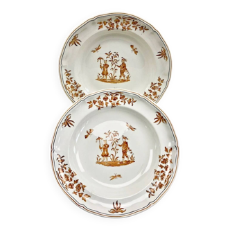 2 old round hollow Longchamp dishes with Moustiers Olerys decor