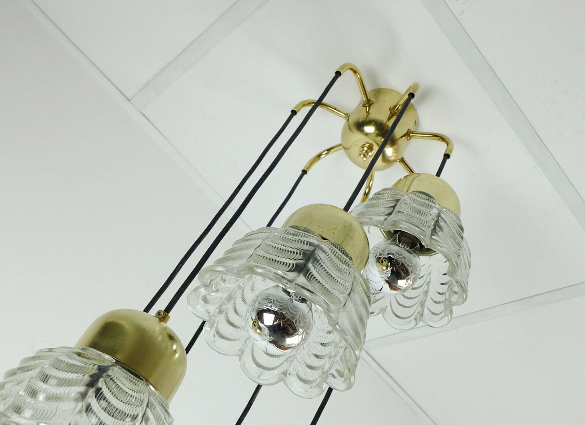 1960s mid century cascading lamp 7 flower-shaped glass shades and brass chandelier