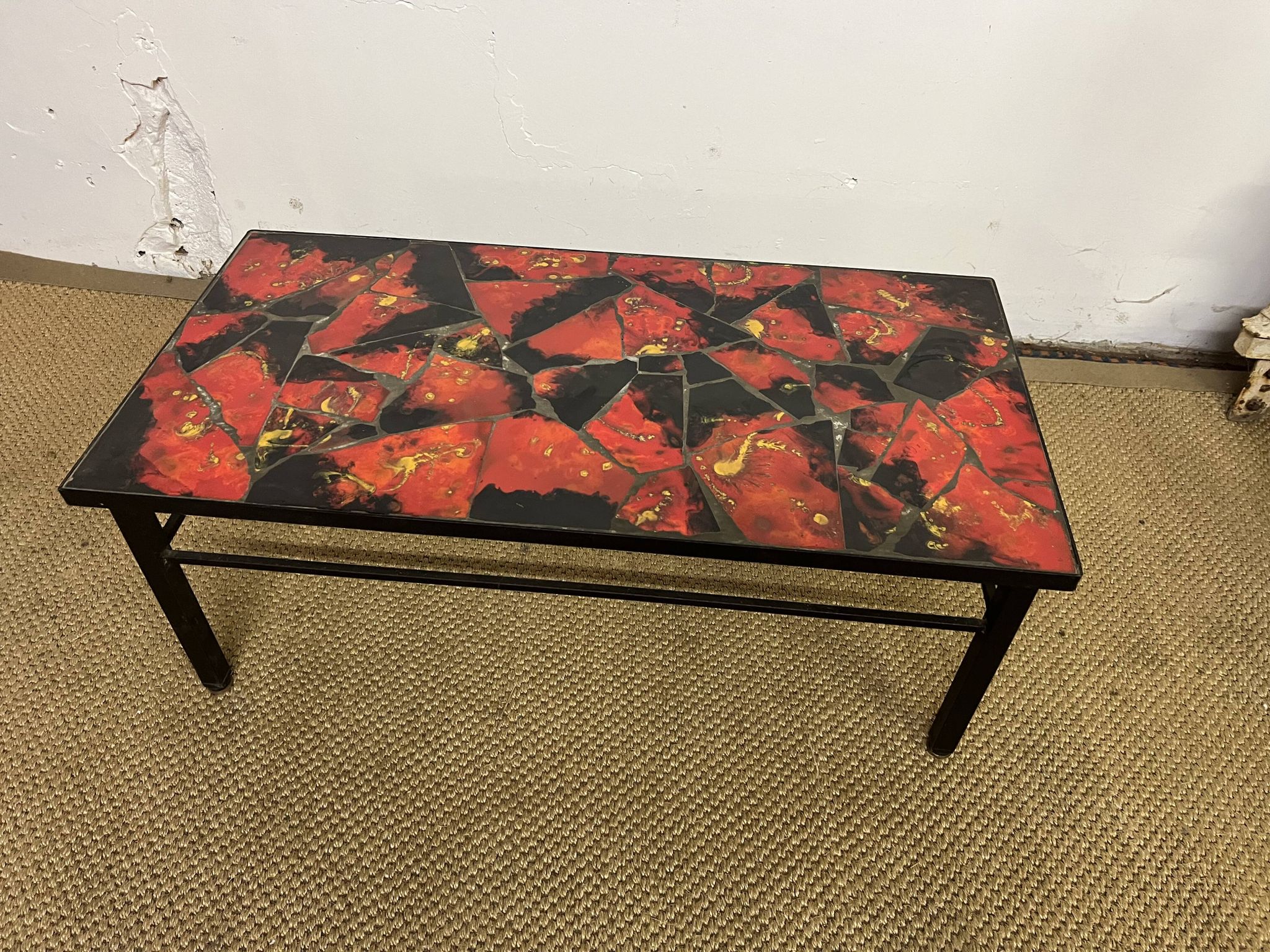Table basse vintage années 70 style Valauris