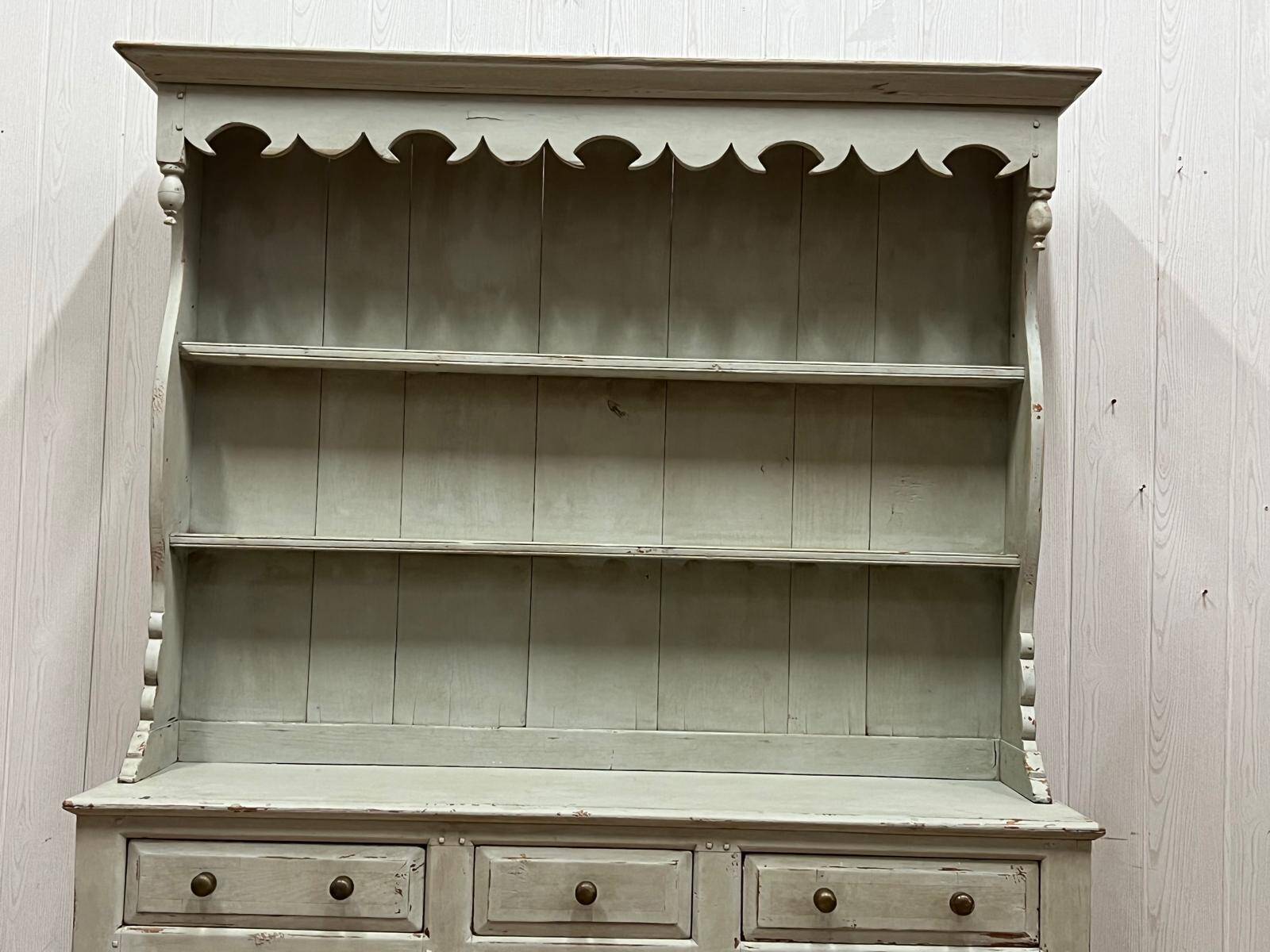Sideboard / cupboard