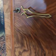 Armoire en merisier