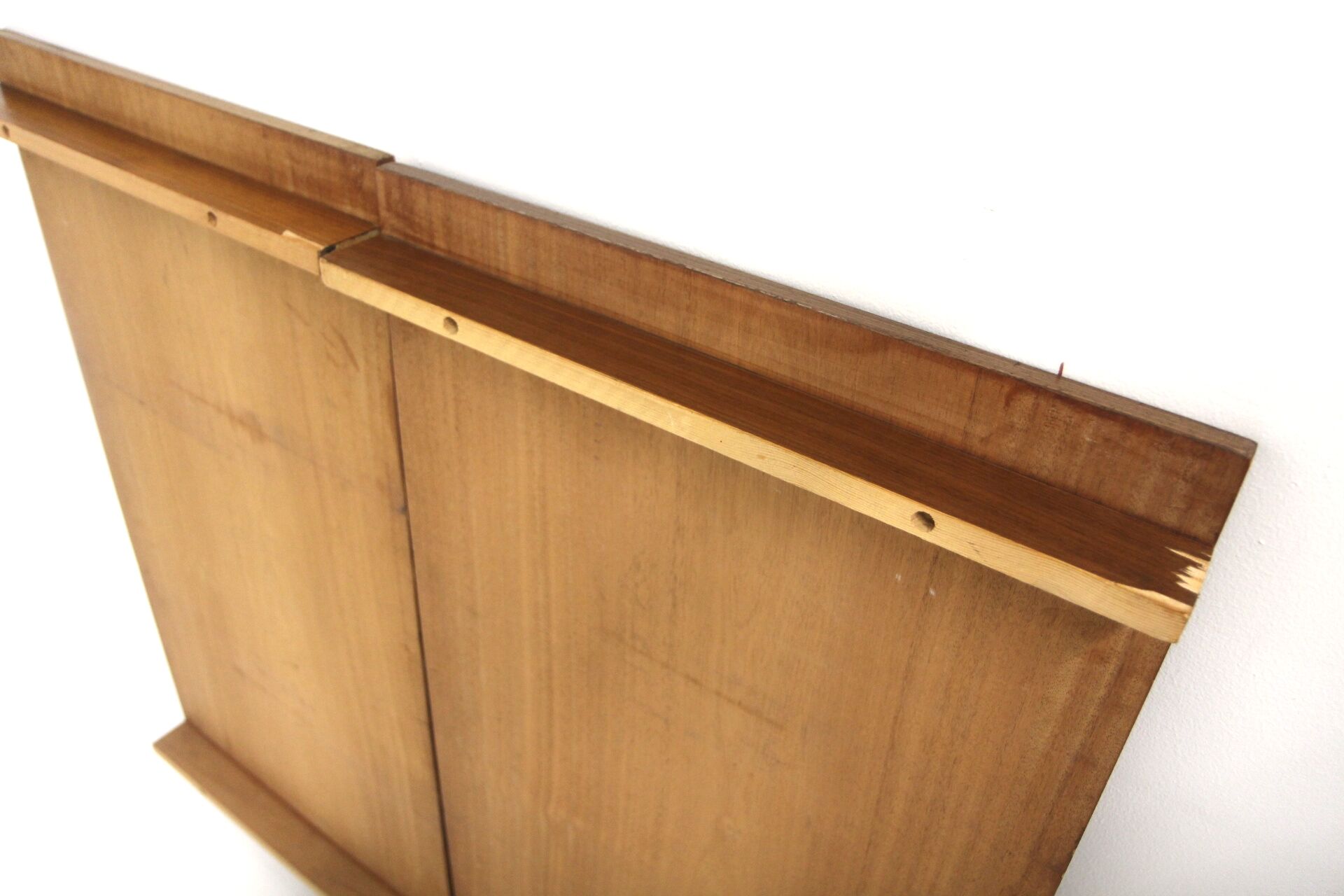 Dining table in walnut, Sweden, 1960