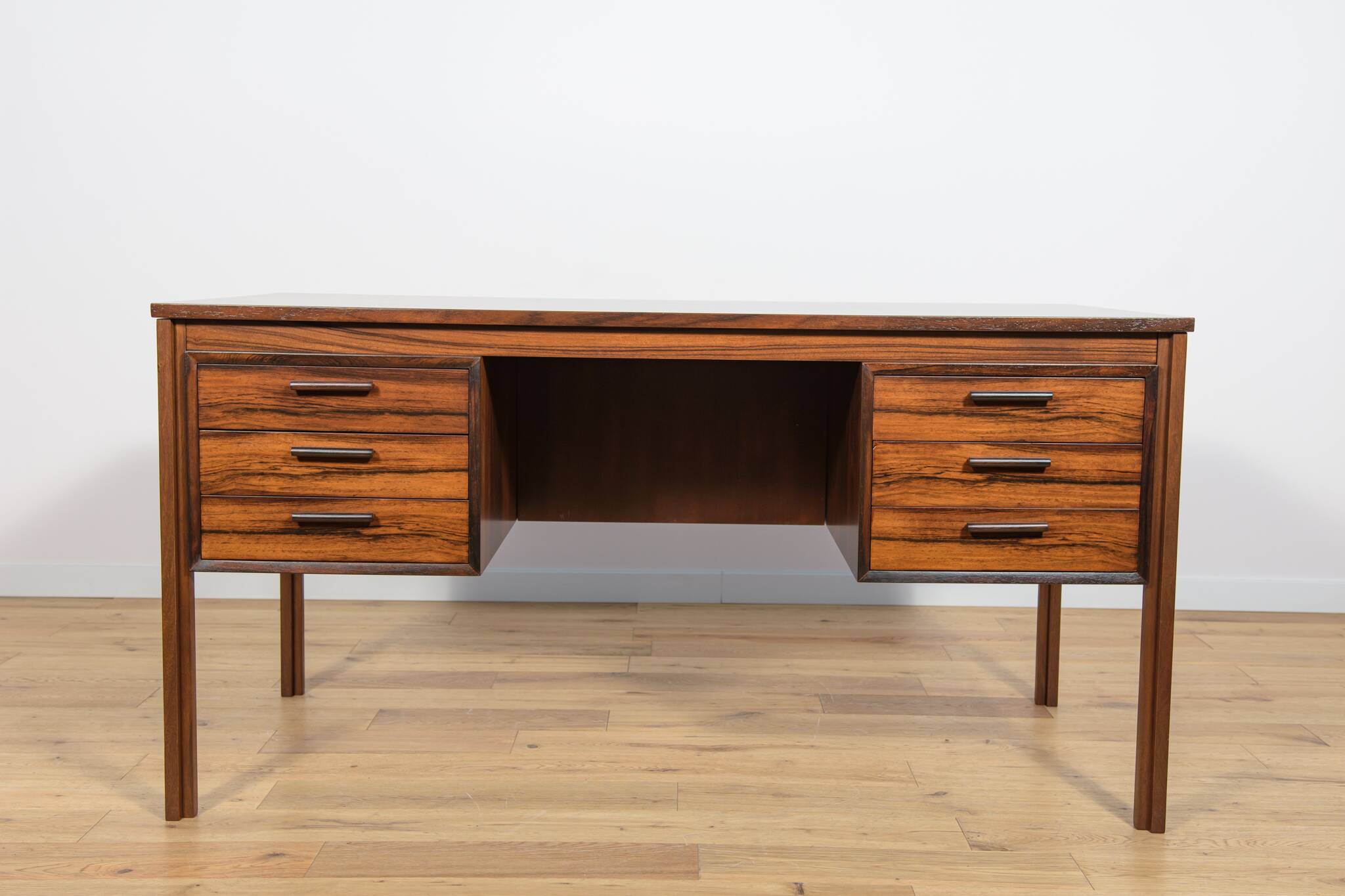 Mid-Century Freestanding Rosewood Desk, 1960s