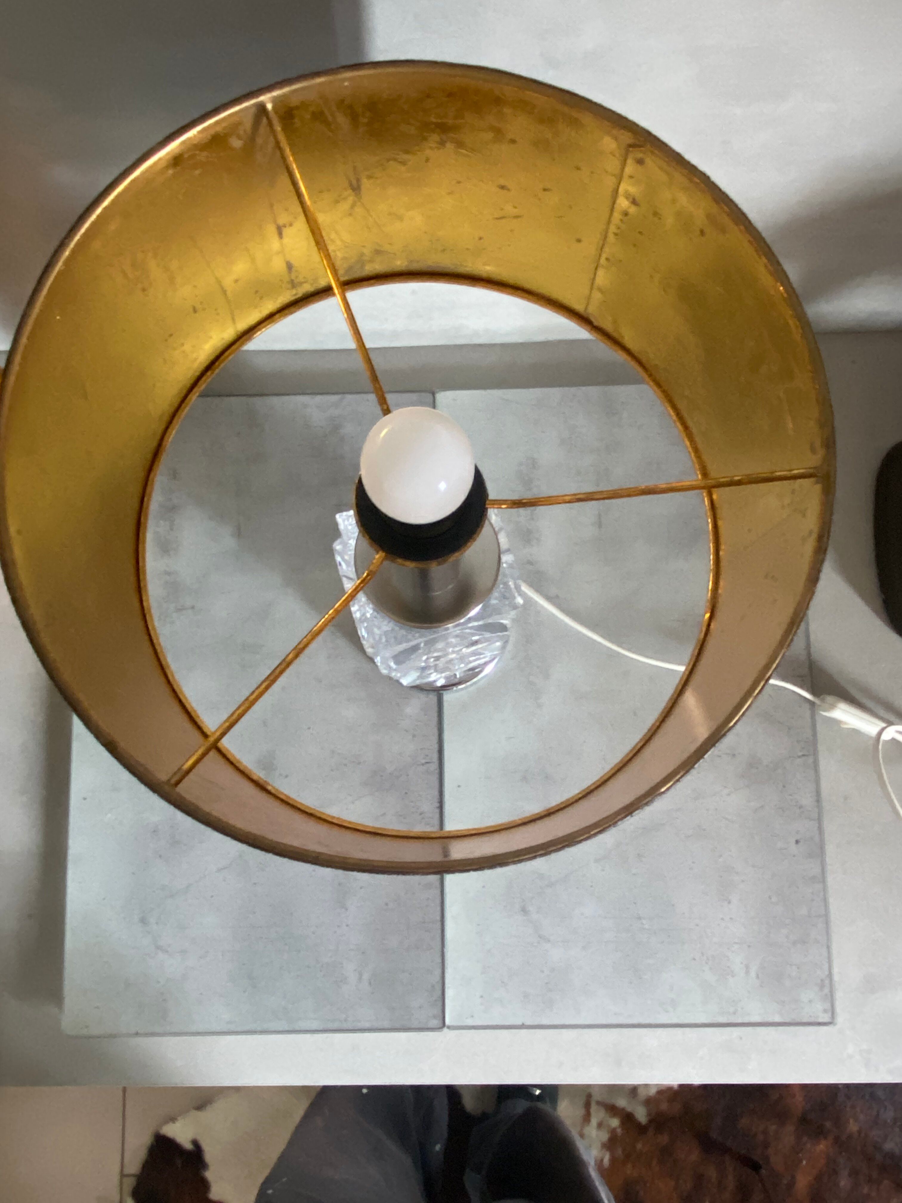 Lampe de table moderniste en verre texturé et chrome Peill & P