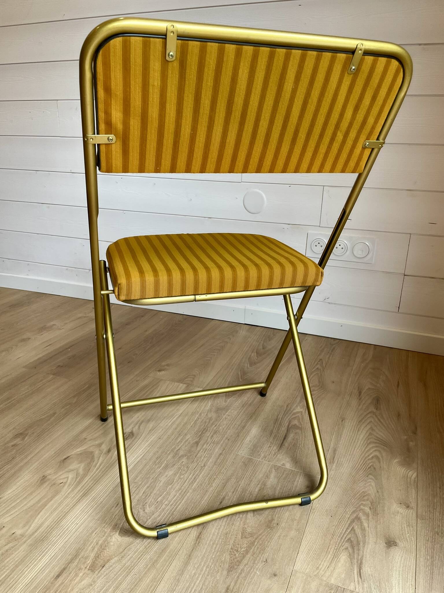 Set of 4 vintage Lafuma CHANTAZUR folding chairs from the 70s in mustard.