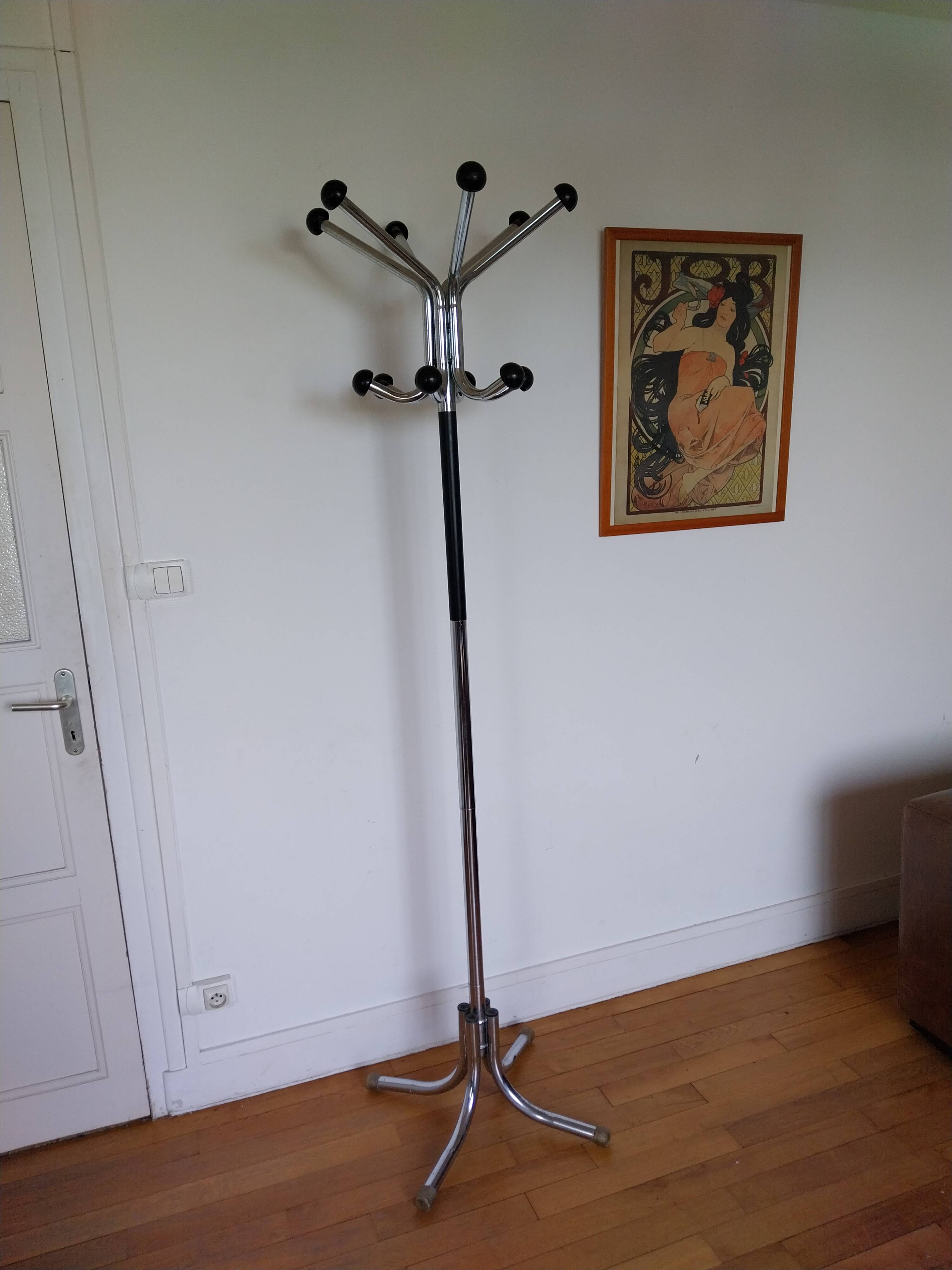 Chrome parrot coat rack with 12 hooks