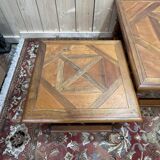 Table basse et bouts de canapés de style Louis XIII en parquet