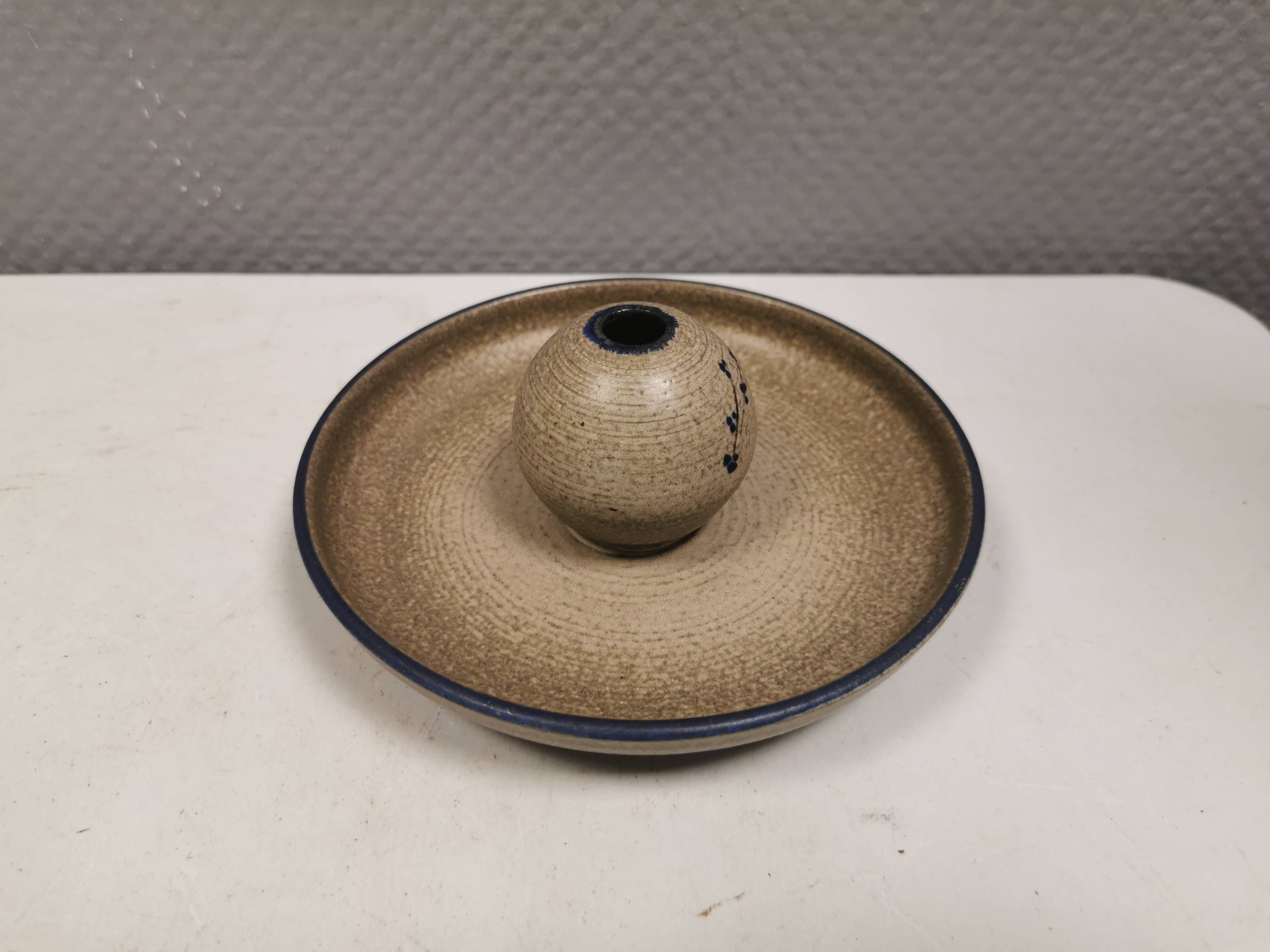 Beautiful bowl with a small knob ‘vase’ for a flower, Ulla ceramic Denmark
