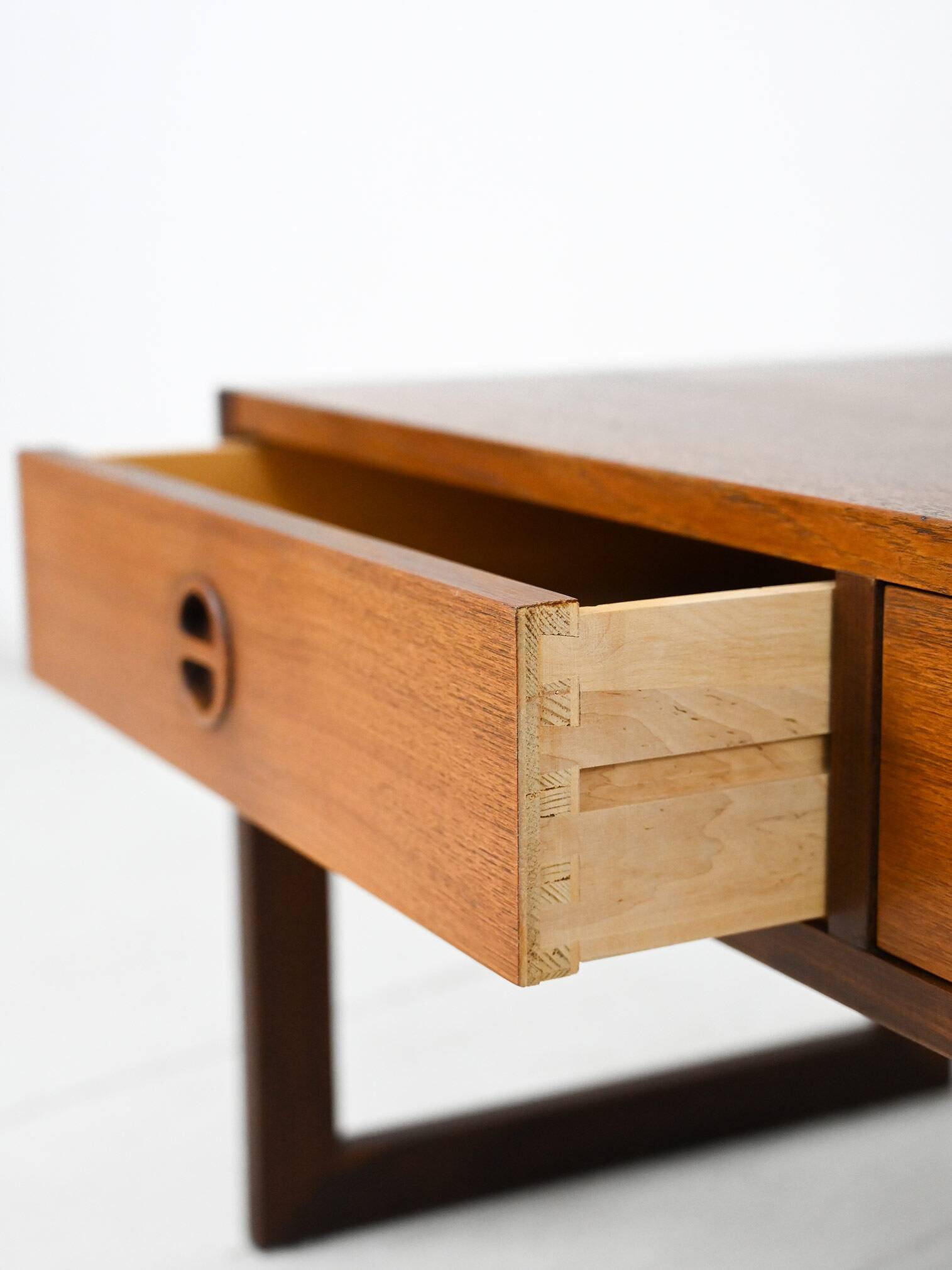 Vintage TV stand cabinet