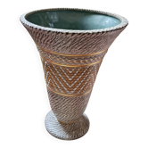 Ceramic vase