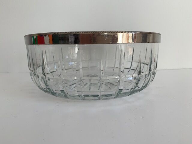 salad bowl, cup, empty art deco pocket