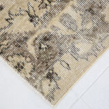 Classic beige & brown vintage rug, 211x155 cm