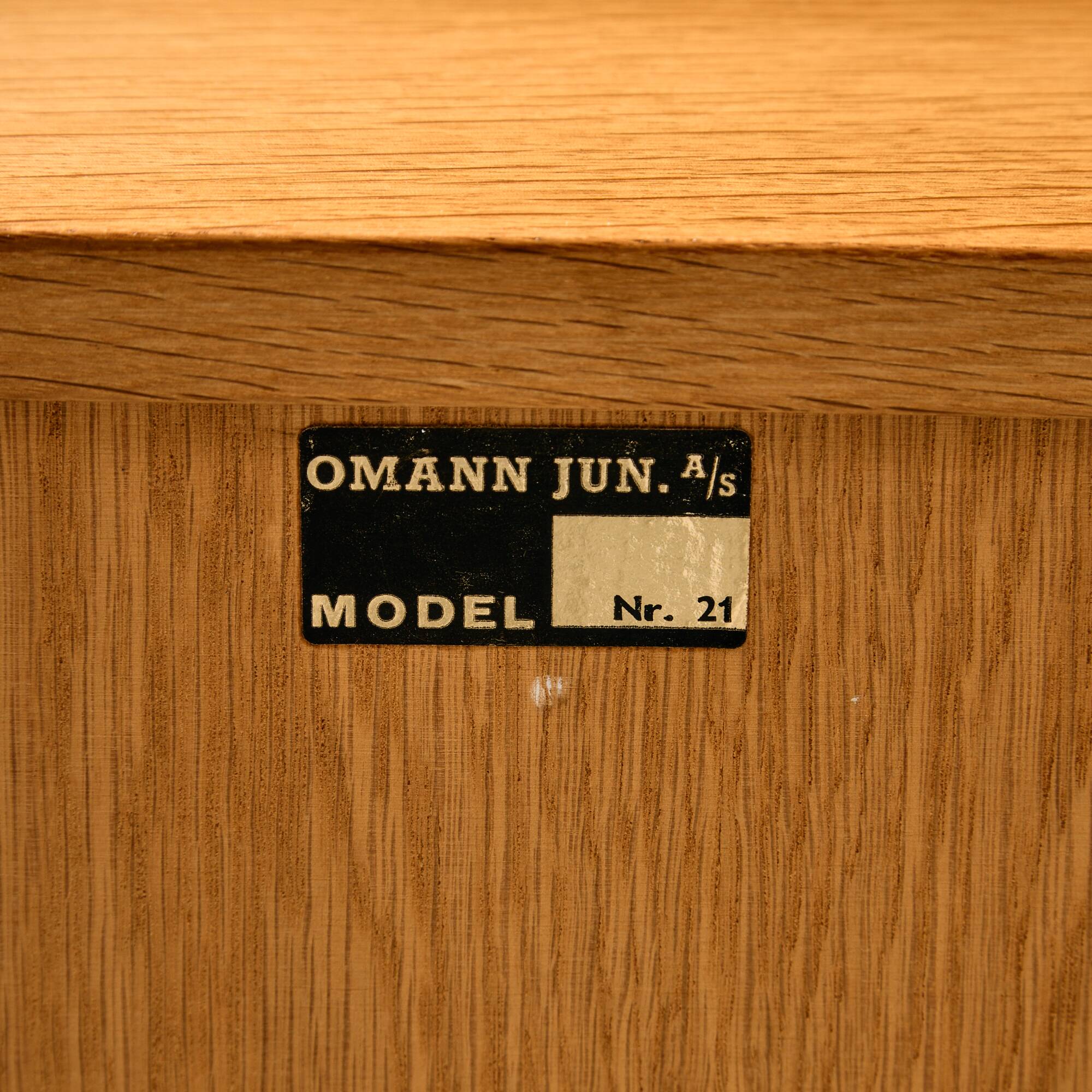 Restored model 21 buffet in oak by Gunni Omann for Omann Jun Møbelfabrik.
