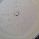 Cache pot en plastique dur