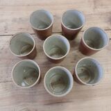 8 tasses / verres anciens en grès vernisse