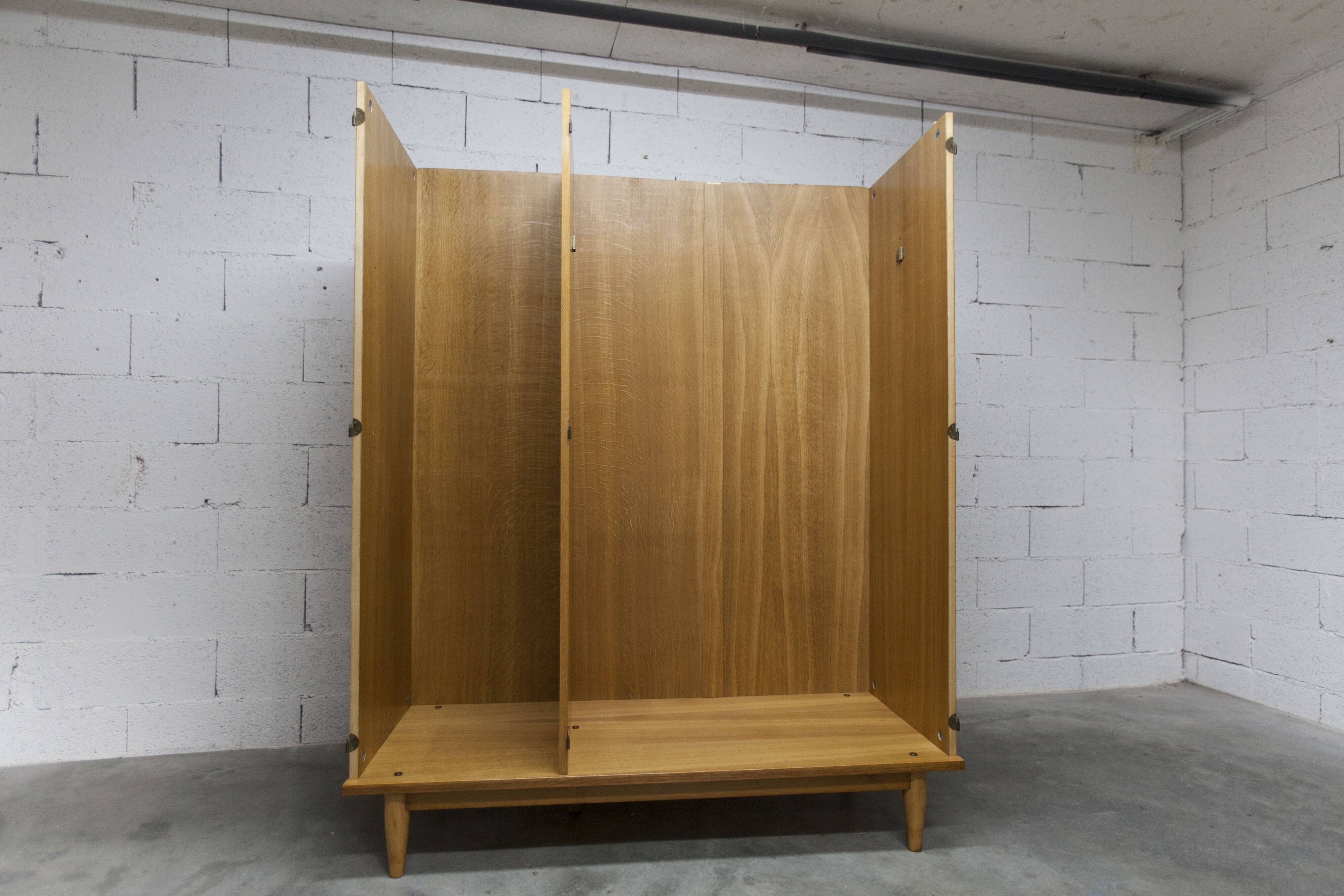 Scandinavian 3-door wardrobe in blond teak