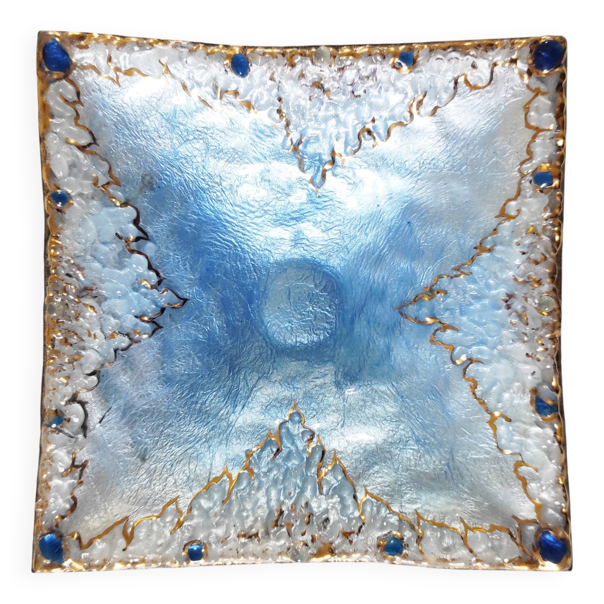 Light blue enamel catch-all tray