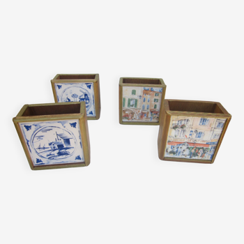 Set of 4 wooden pencil holders and tiles