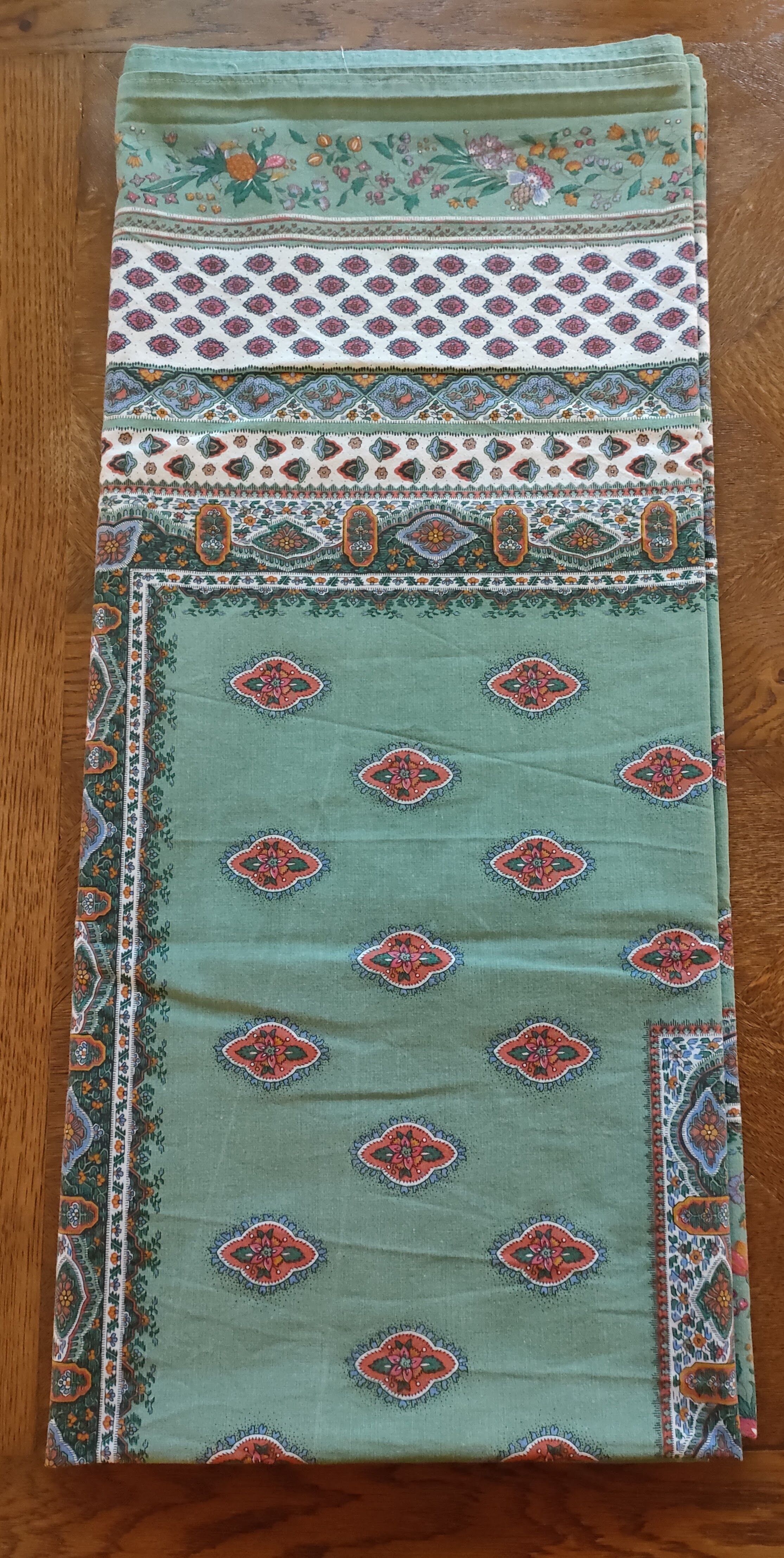 Nappe coton imprimé provençal 140 x 260