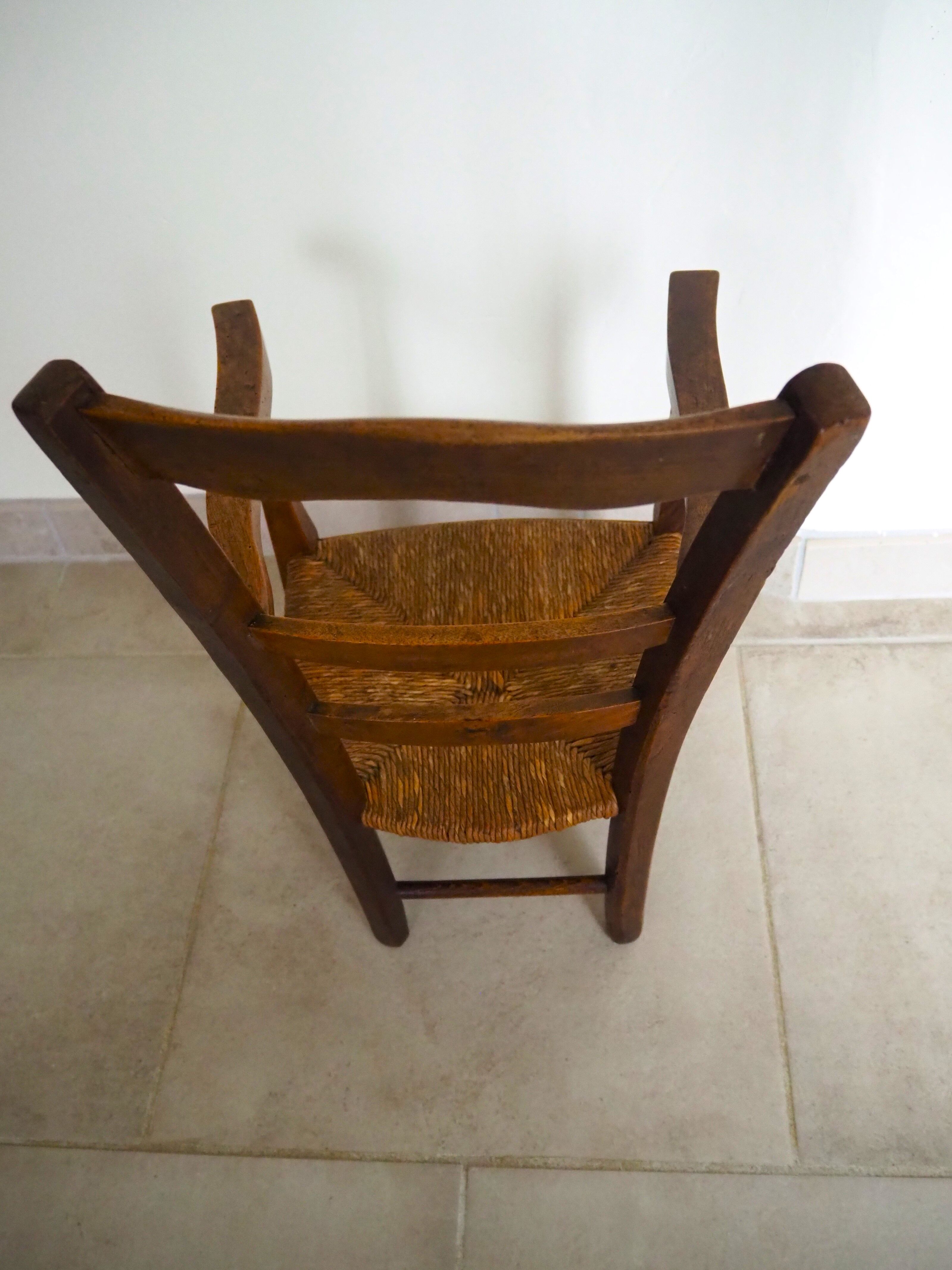 Ancien fauteuil de coiffeur pour enfant