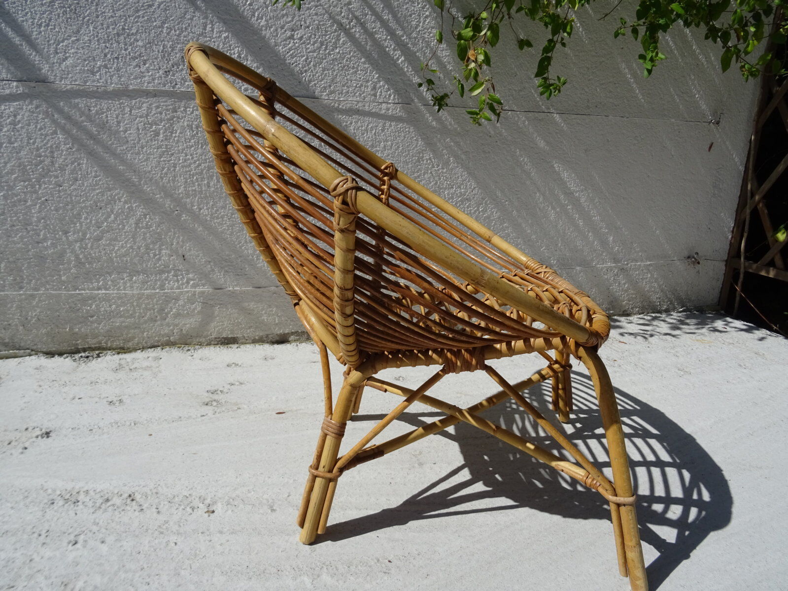 Rattan chair basket