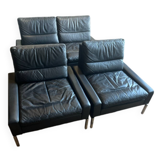 Vintage leather lounge