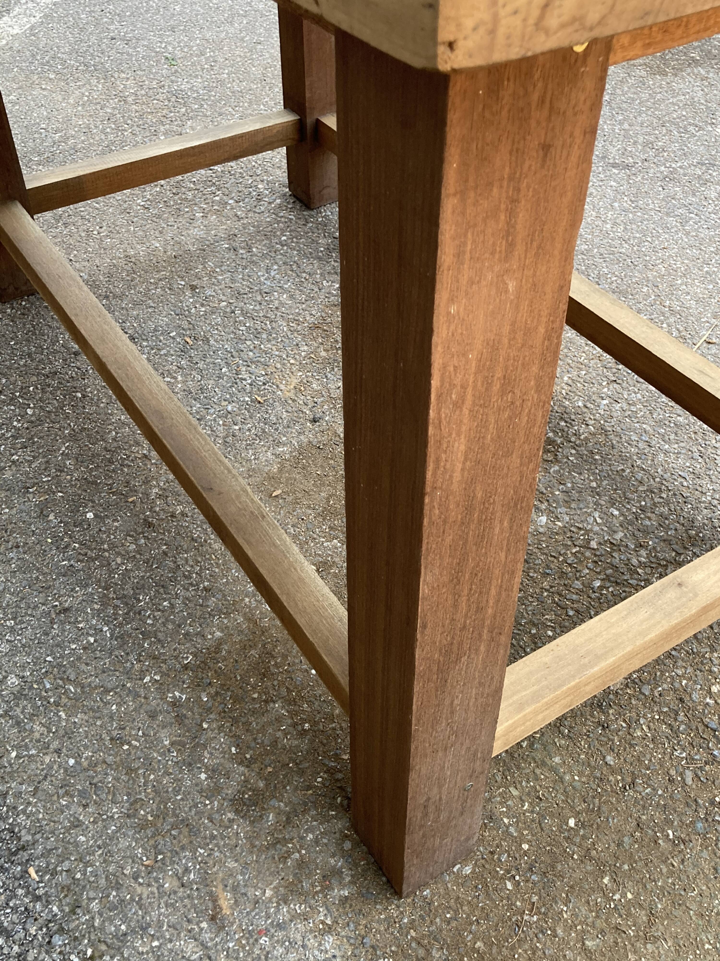 Workshop table
