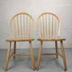 Paire de chaises en pin