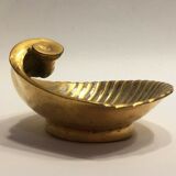 Empty gilded bronze pocket in the shape of a shell
