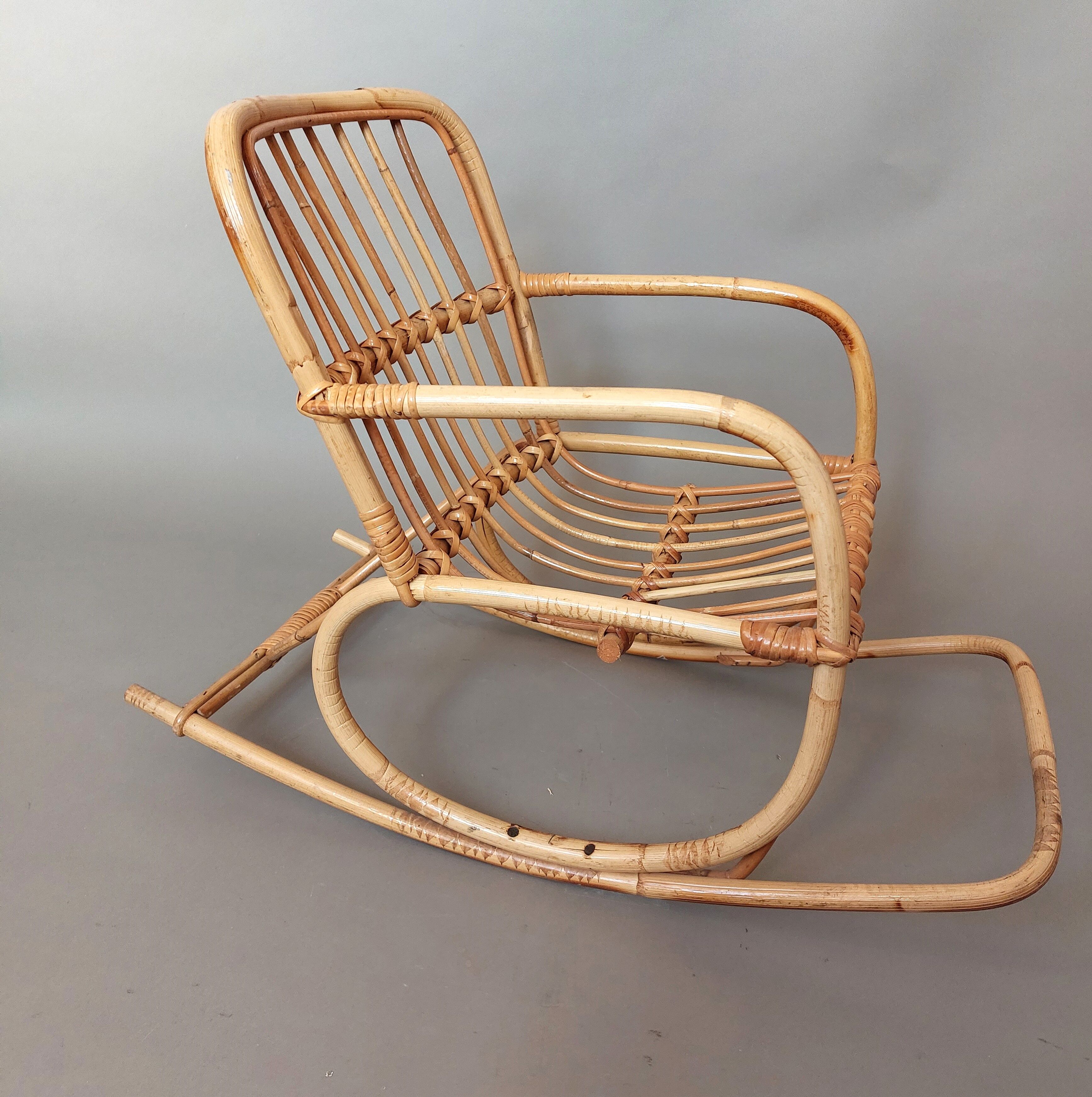 Rocking chair child rattan vintage