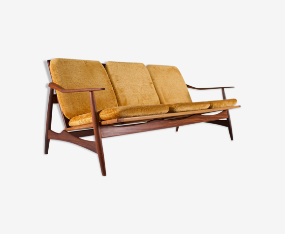Scandinavian bench seat 3 seats