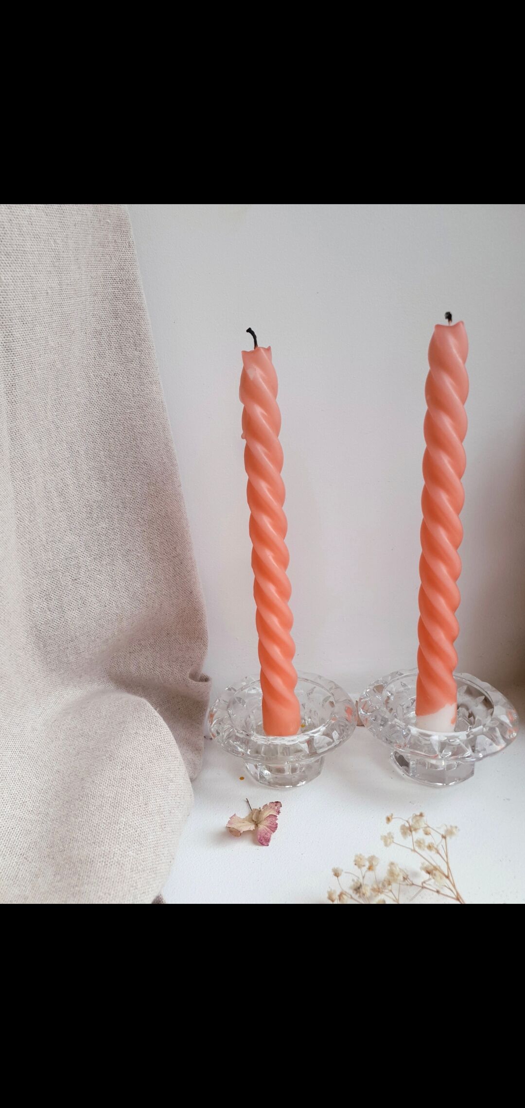 Saucer model glass candlesticks