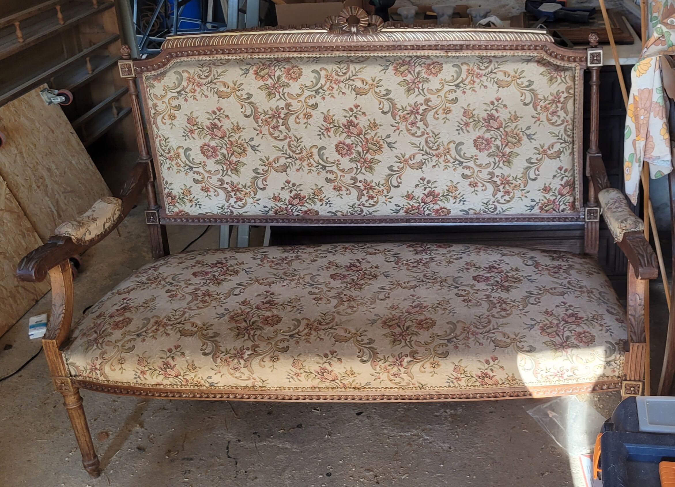 Bench / Divan Louis XVI