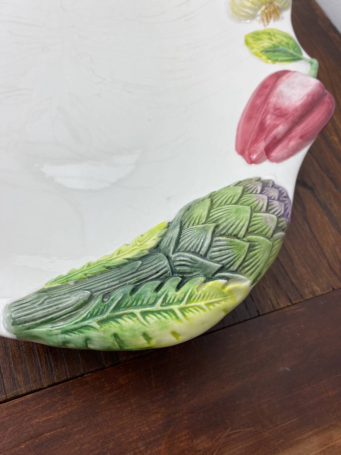 Ceramic serving dish