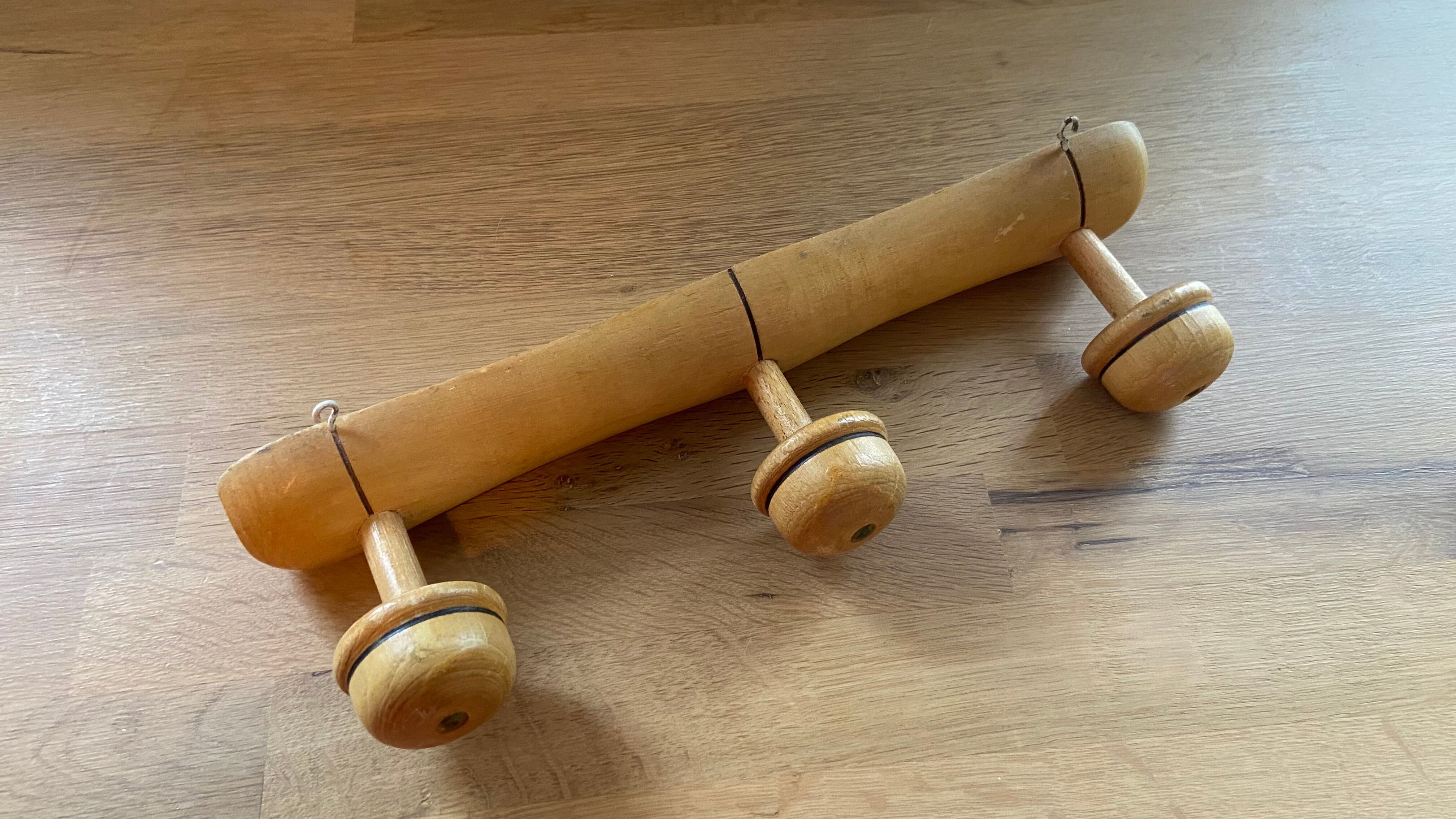 Pop-up Christmas 2022 -Coat rack 3 old wooden hooks