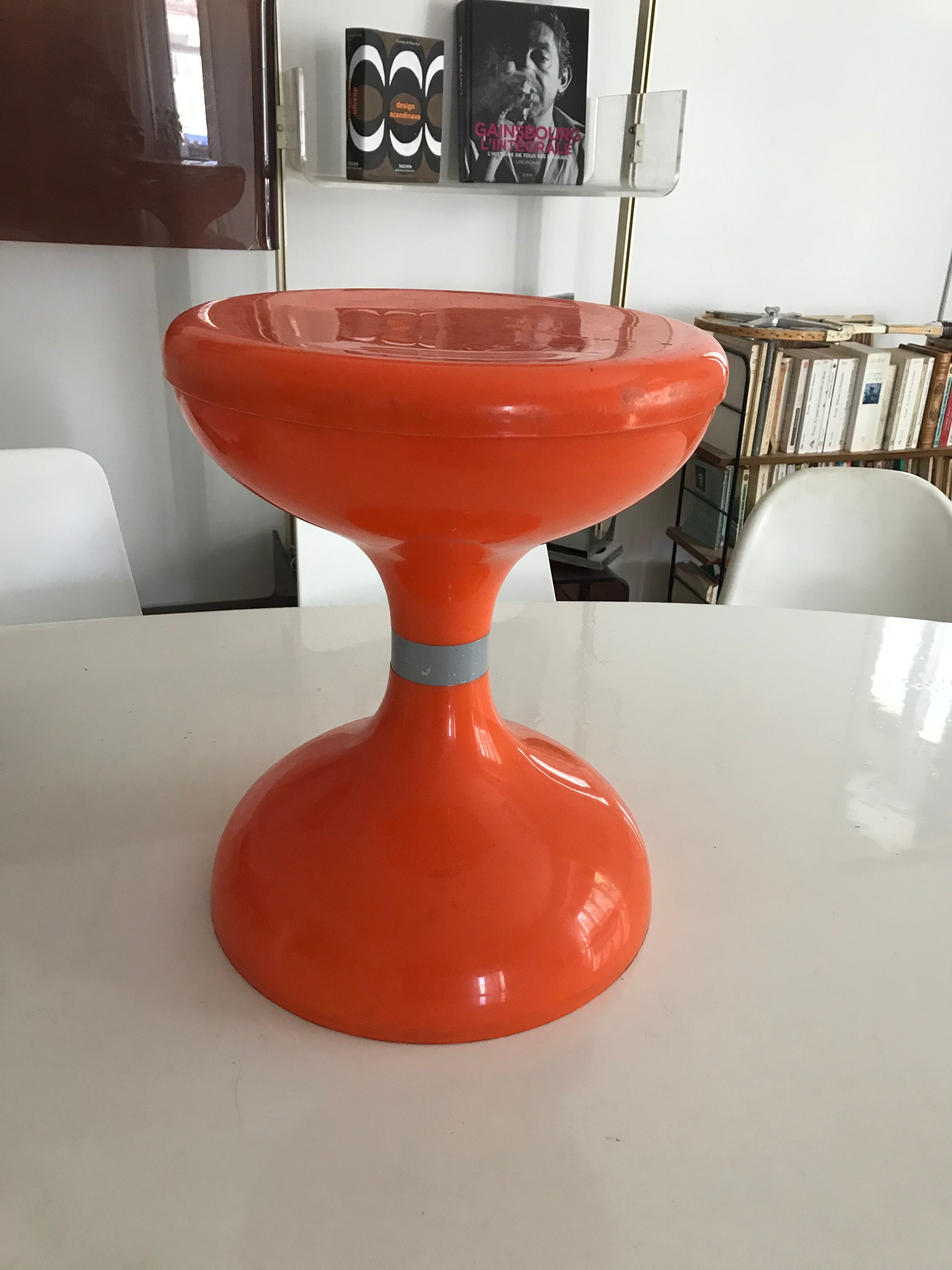 Vintage orange diabolo stool 70