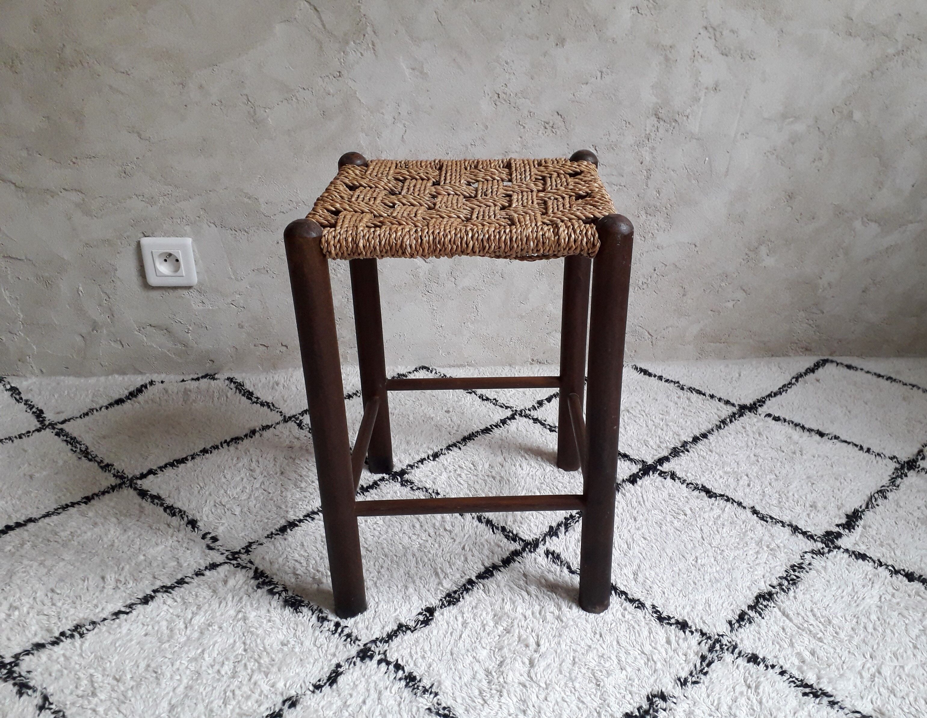 Rope stool