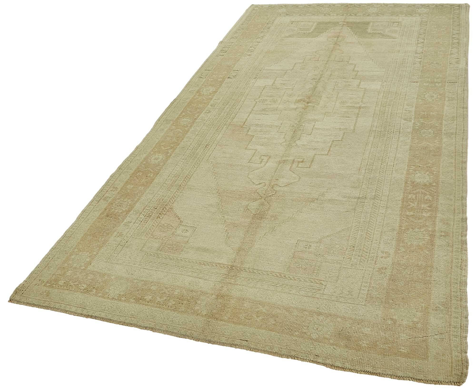Turkish Vintage Anatolian Rug 148 cm x 316 cm