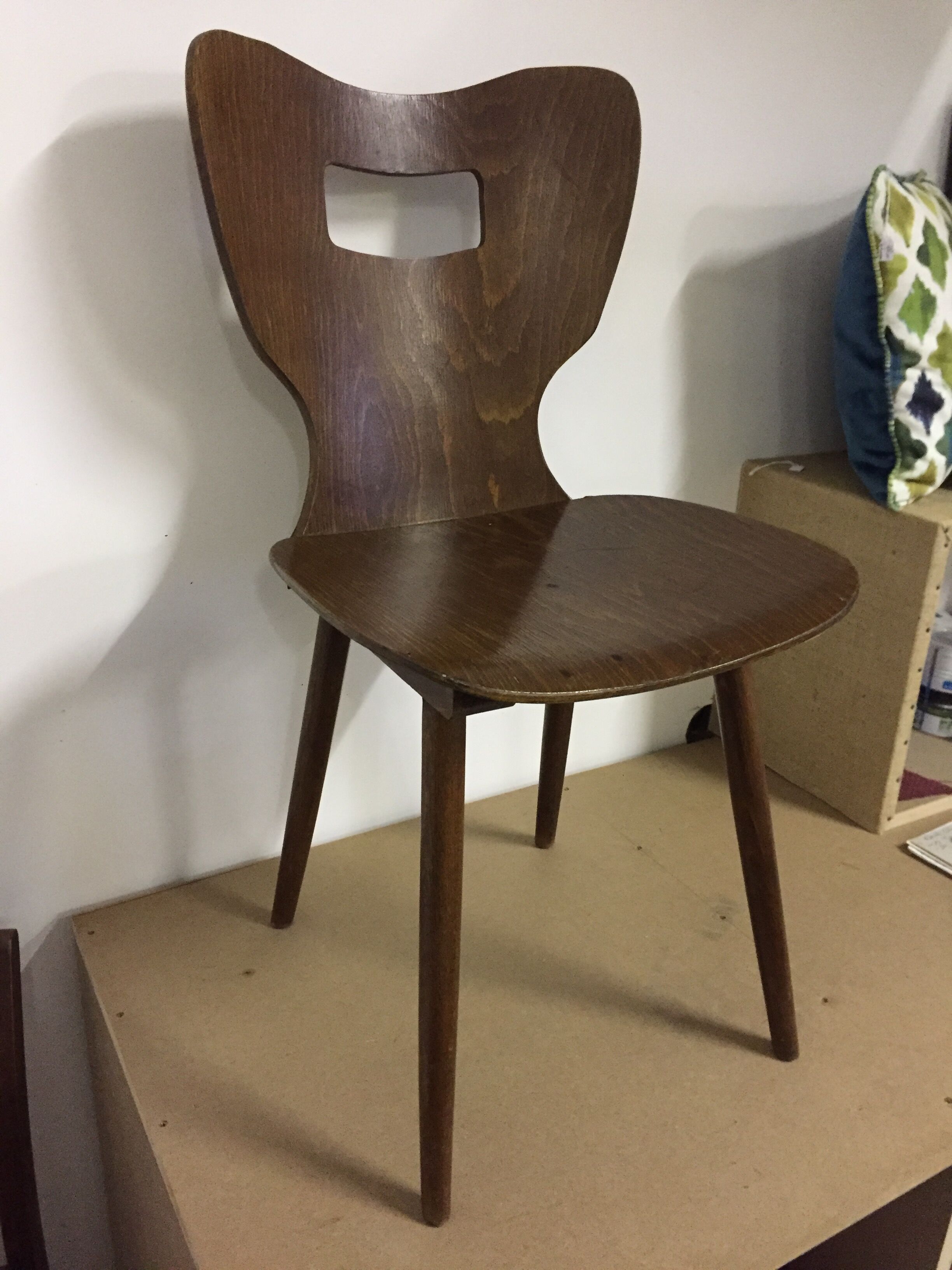 Chaise bistrot Baumann en hêtre années 50