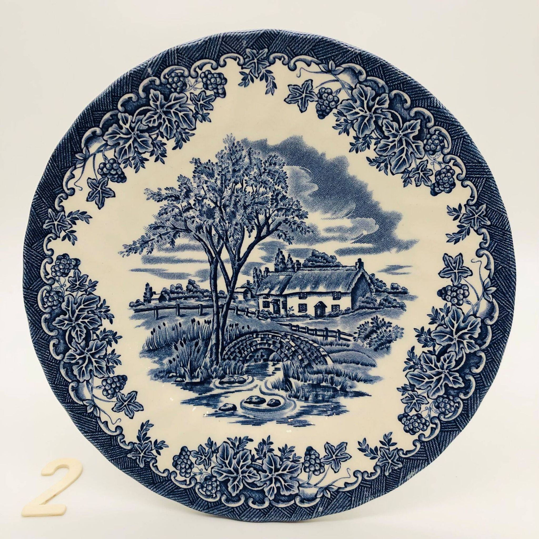 6 assiettes à dessert en faïence anglaise Myott Meakin
