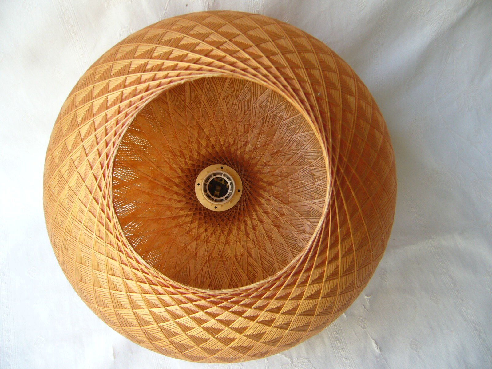 Rattan ball hanging