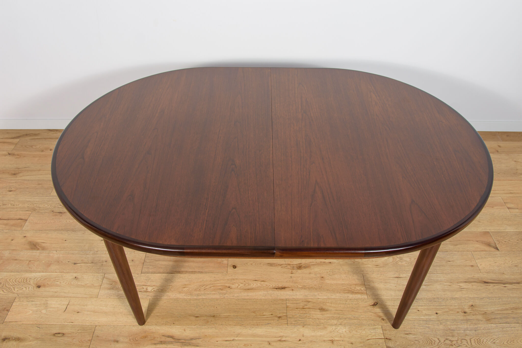 Mid-century modern teak oval dining table from G-Plan, United Kingdom, 1960s