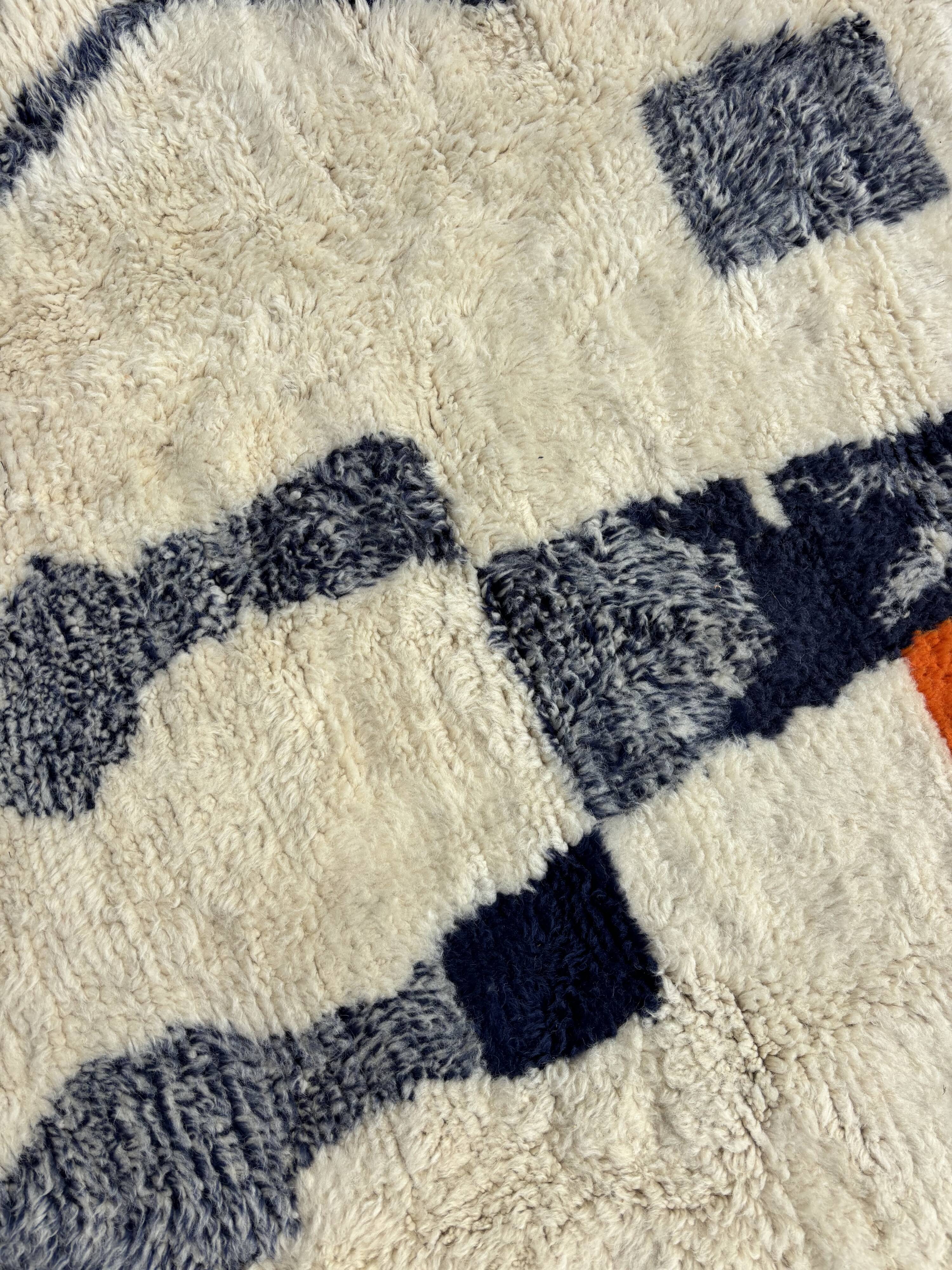 Beni M'rirt Berber rug 250 × 250 cm – Natural wool – Handmade in Morocco
