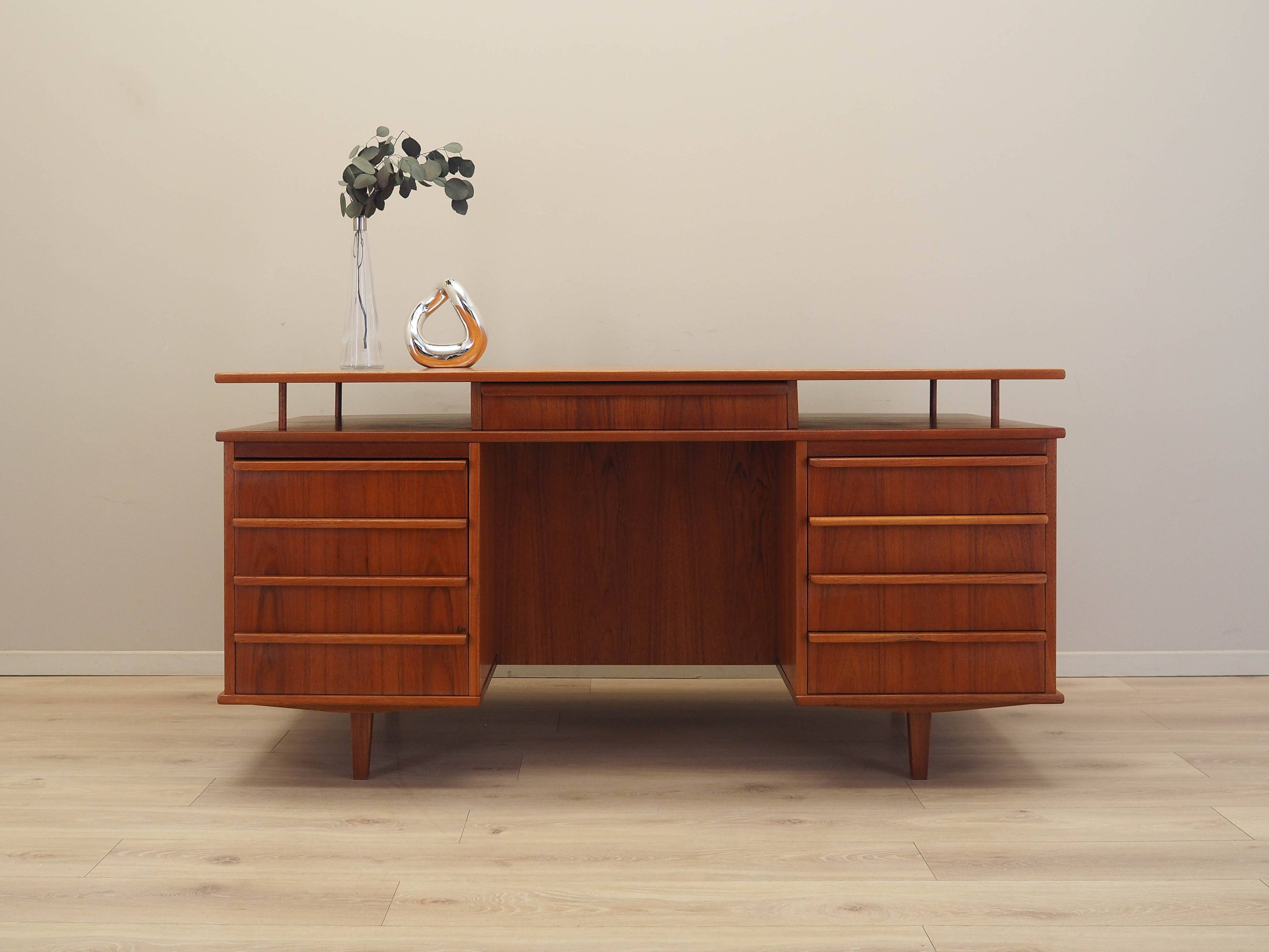 Teak desk, Danish design, 1970s, manufactured in Denmark